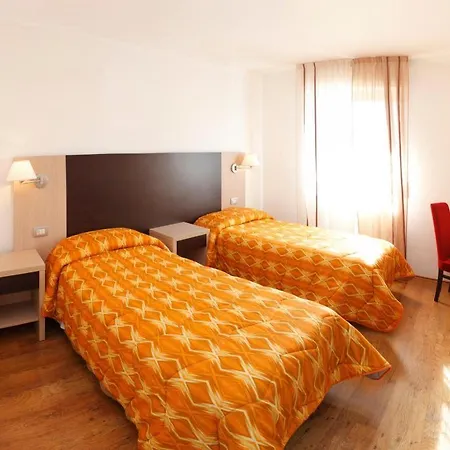 Garibaldi Hotel